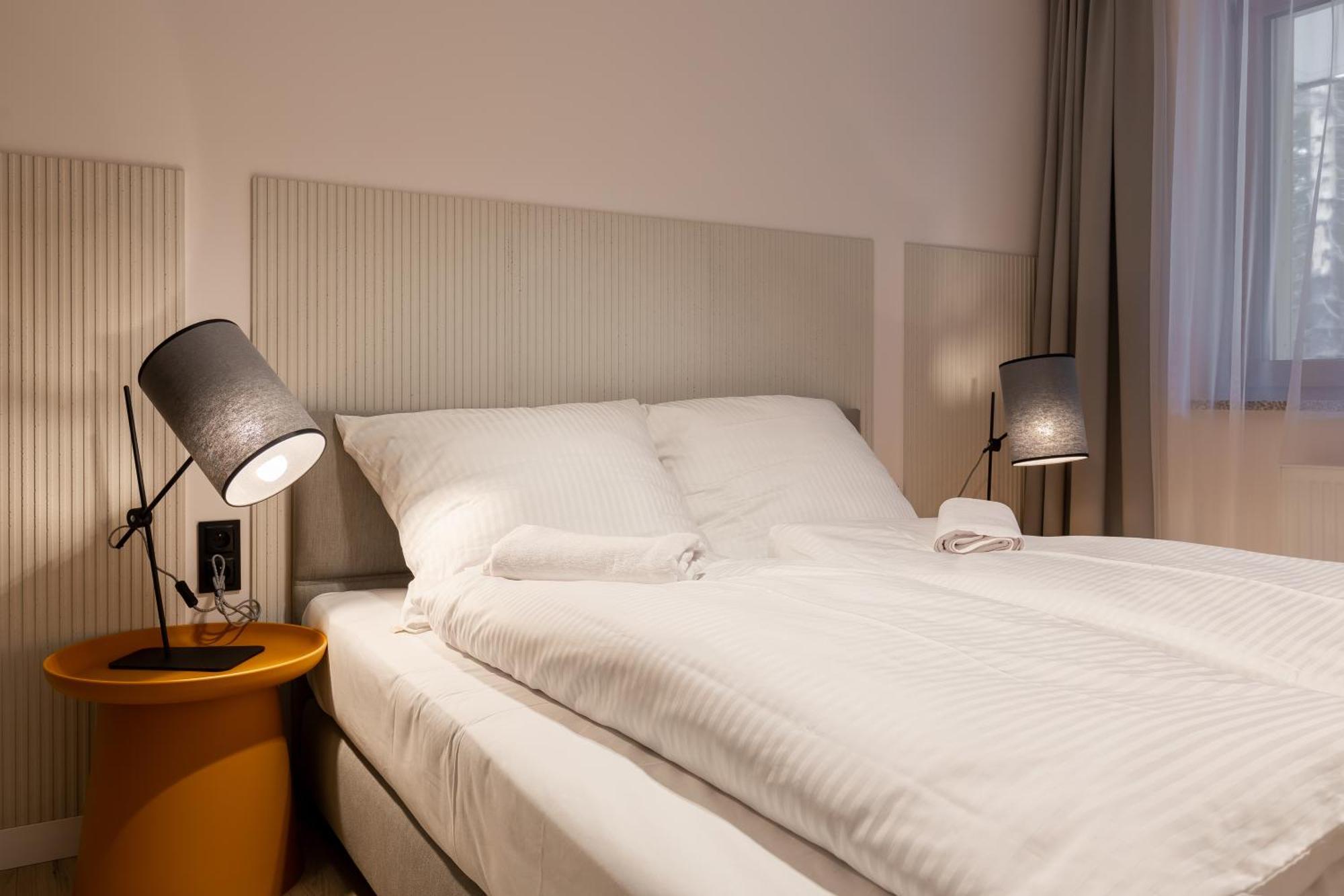 Rentplanet - Apartamenty Kilinskiego ชกลาร์สกา ปอเรมบา ภายนอก รูปภาพ