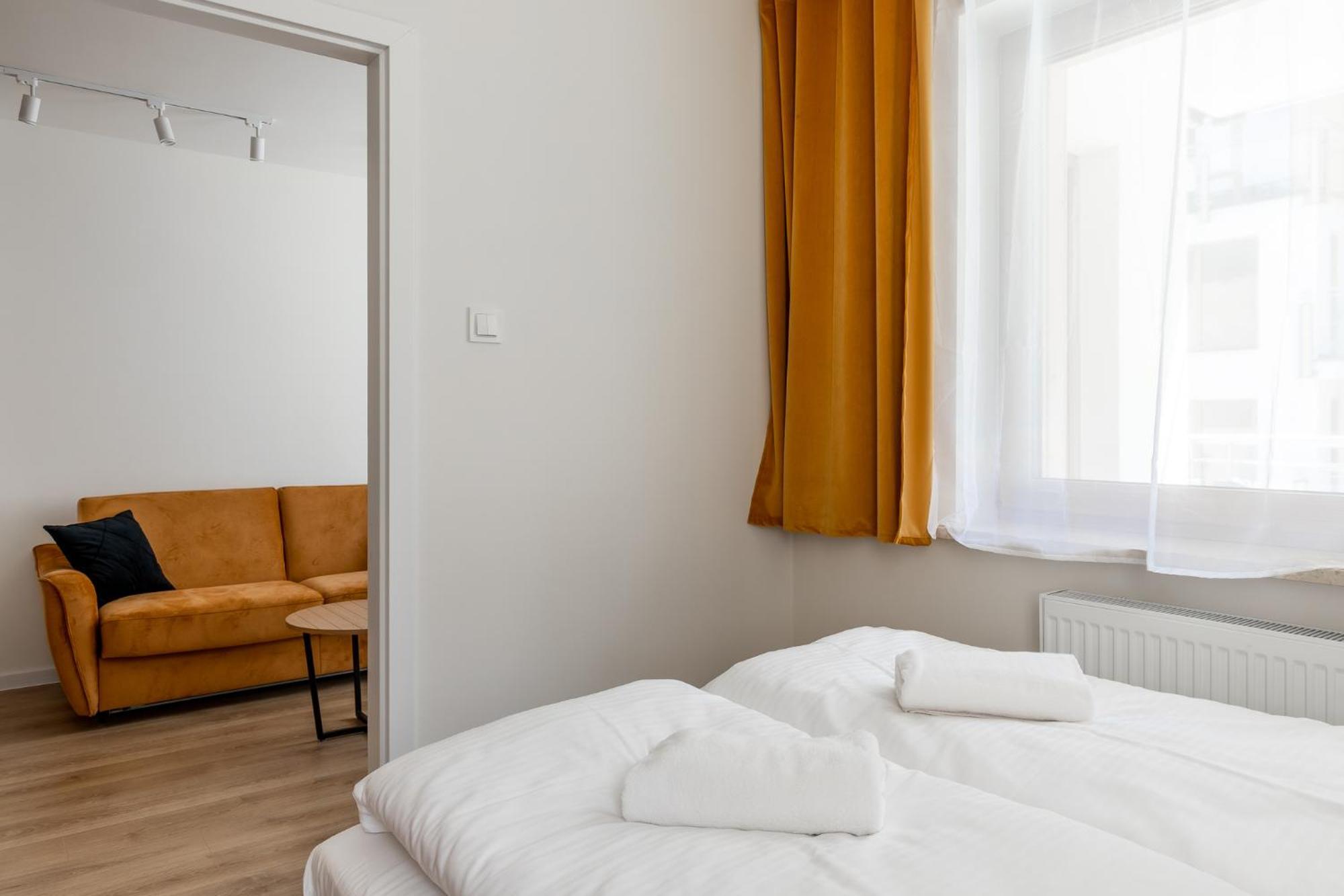 Rentplanet - Apartamenty Kilinskiego ชกลาร์สกา ปอเรมบา ภายนอก รูปภาพ